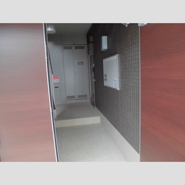 サルシール八広 エントランス