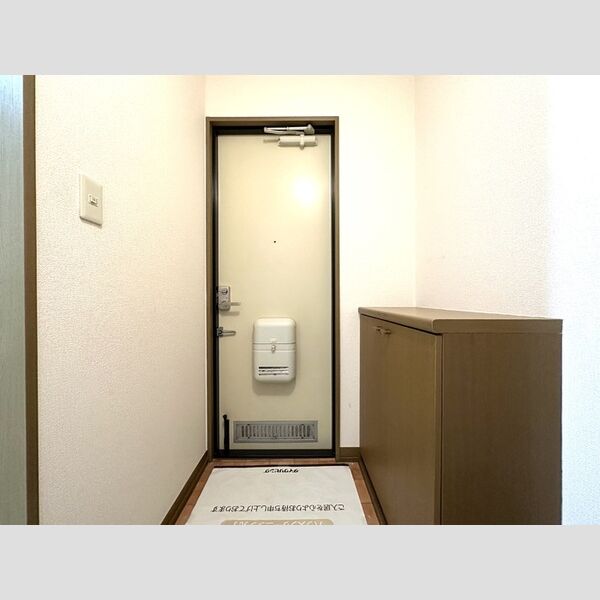 ハイローズ船橋　壱弐番館2308号室 玄関