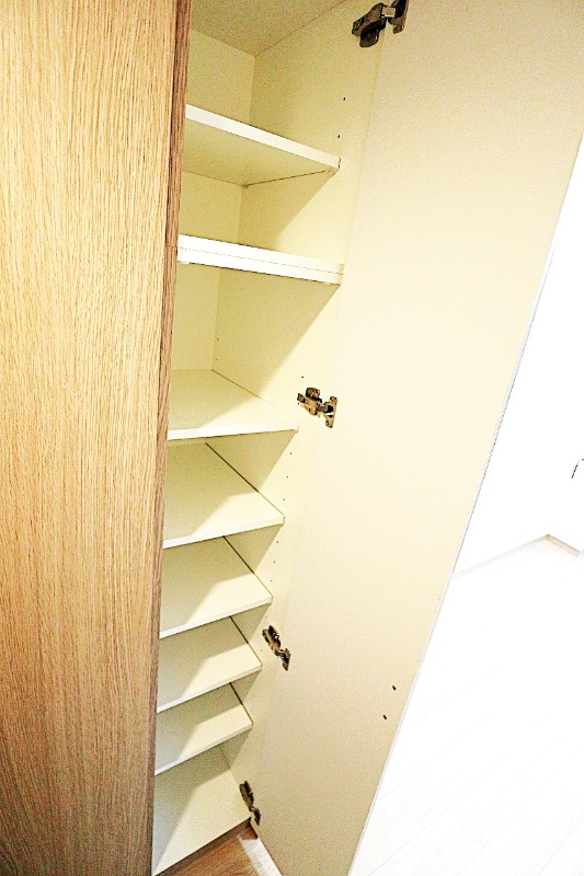 ルーブル南砂町2階 収納