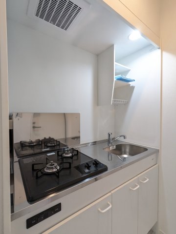 エスビーメゾン南鳩ヶ谷0103号室 キッチン