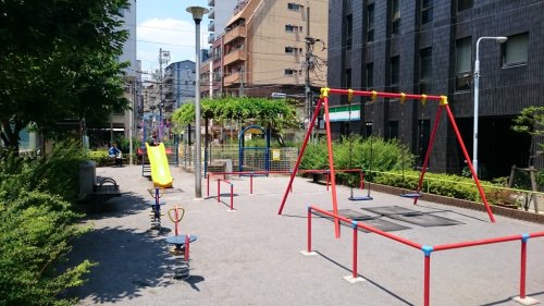 ブレシア新御徒町 【公園】小島児童遊園まで396ｍ