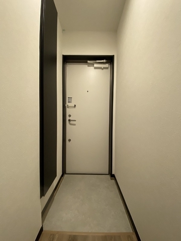 ミリアビタ前原1階 玄関