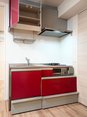 ラパンドール 上下の収納たっぷり！引き出しが嬉しい便利なシステムキッチン