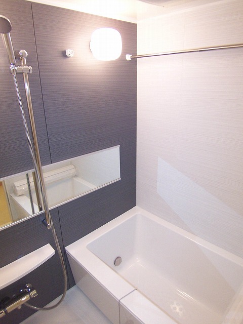 グラントレゾール明大前 内観