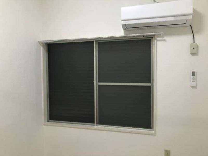 プラザ・ドゥ・エボリ2階 別室参照