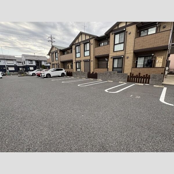 ベルーザ東船橋 駐車場