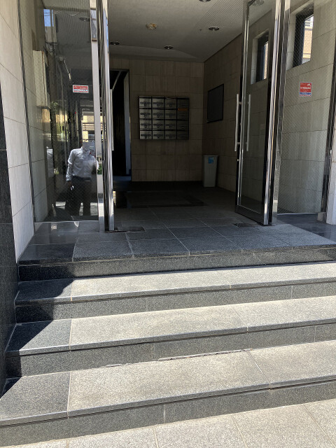 ニューアネックス(E-198) エントランス