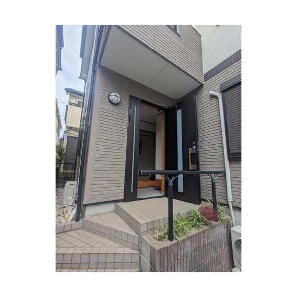 習志野台4丁目戸建 エントランス