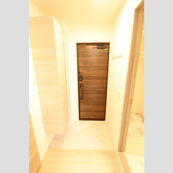 D-comodo深大寺北町203号室 玄関