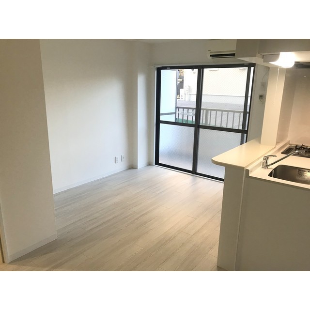 リバーサイドツルミ 内観