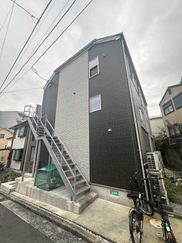 カーサビスタ横浜六浦101号室 外観