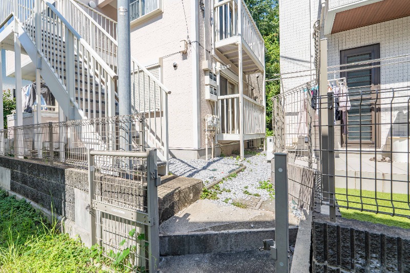 アーバンコート峰岡公園2階 エントランス