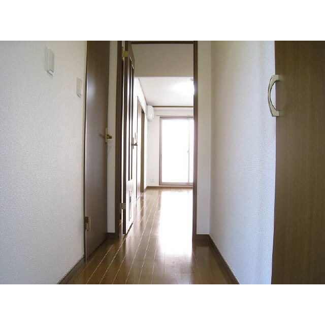 アンプルール フェール ベルツリーⅢ 玄関