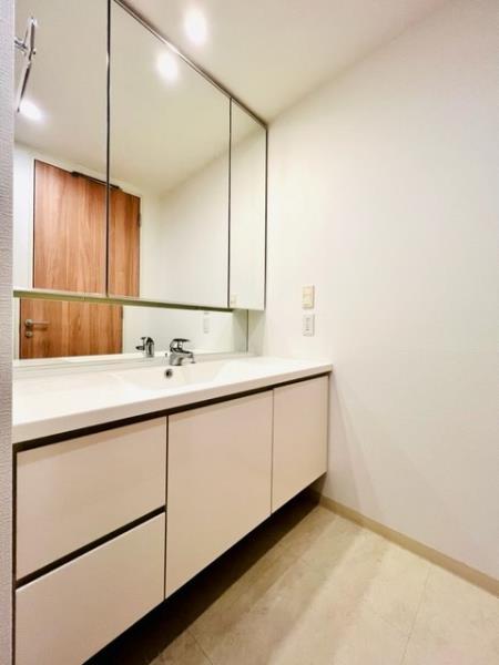 Ｂｒｉｌｌｉａ　ｉｓｔ　三軒茶屋　アイビーテラス9階 同建物別部屋の参考画像