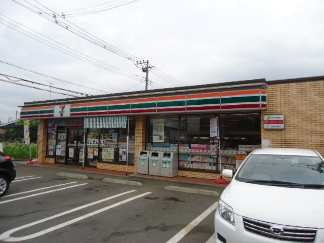 アドヴァンスⅣ101号室 セブンイレブン清瀬中里5丁目店まで889ｍ