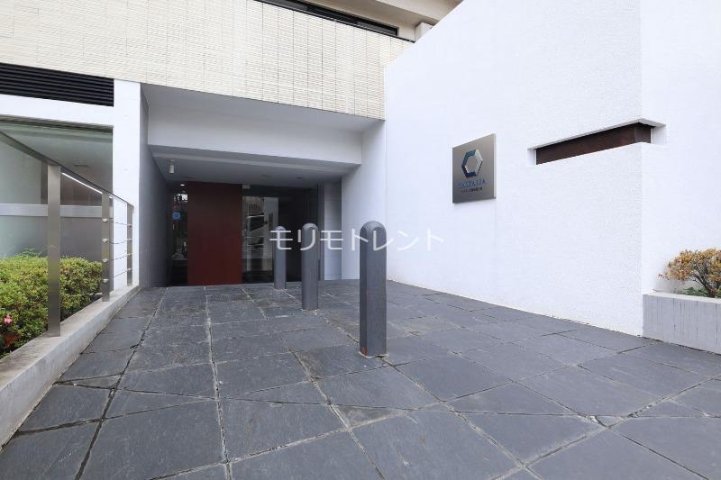 カスタリア新宿夏目坂4階 エントランス