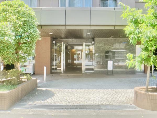 アールヴェール文京白山2階 エントランス