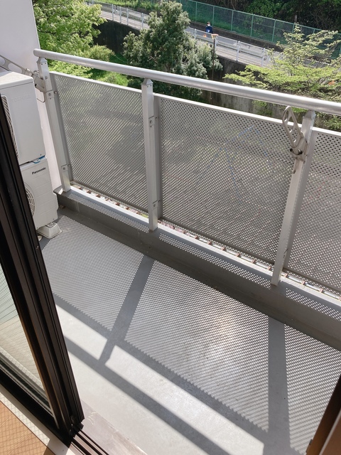 ラ・クラッセ西寺尾0706号室 バルコニー