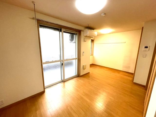 スカイヒルズ　アキ 洋室