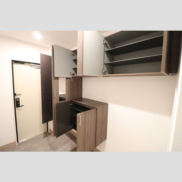 センカⅢ301号室 シューズボックス