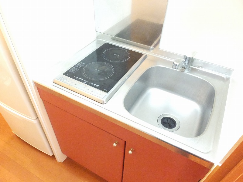 レオパレスセレッソ103号室 外観