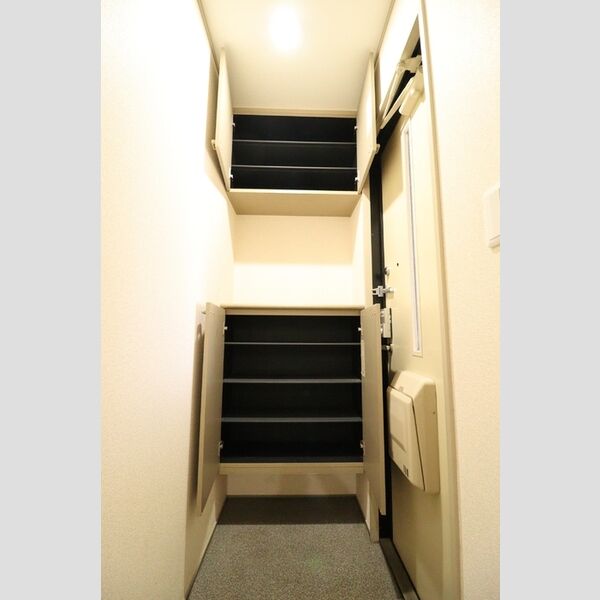 エスポワール　A203号室 玄関・シューズボックス