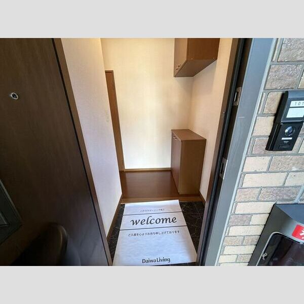 ウィルモア岡本 玄関