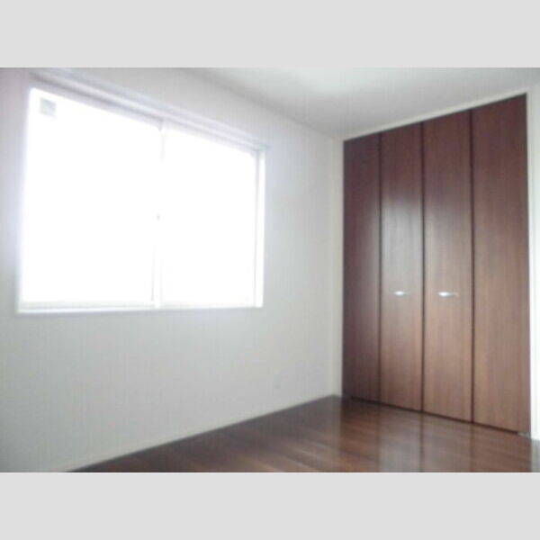 エアフォルク203号室 洋室①