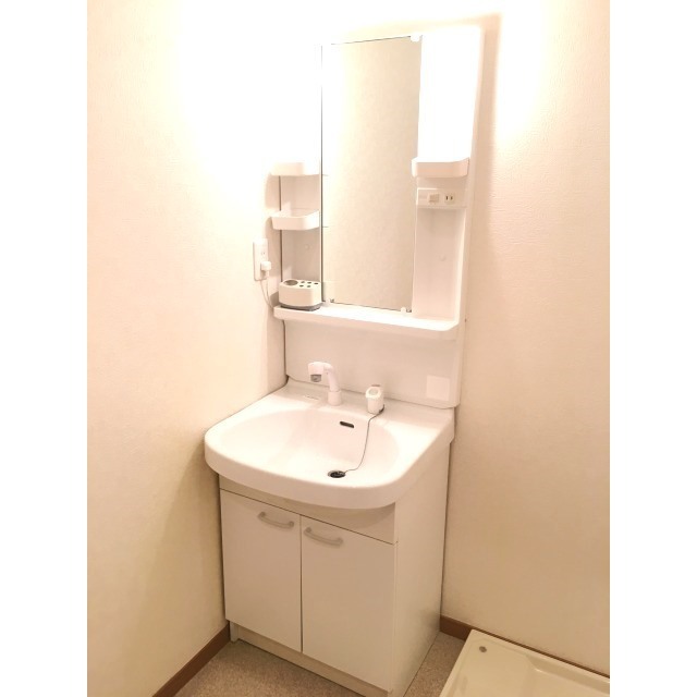 アンプルールフェール 東浅川 内観