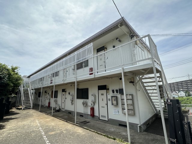 ファミーユエミナンスの外観画像