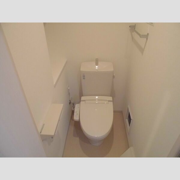 フィールドライズ日本橋702号室 温水洗浄暖房便座