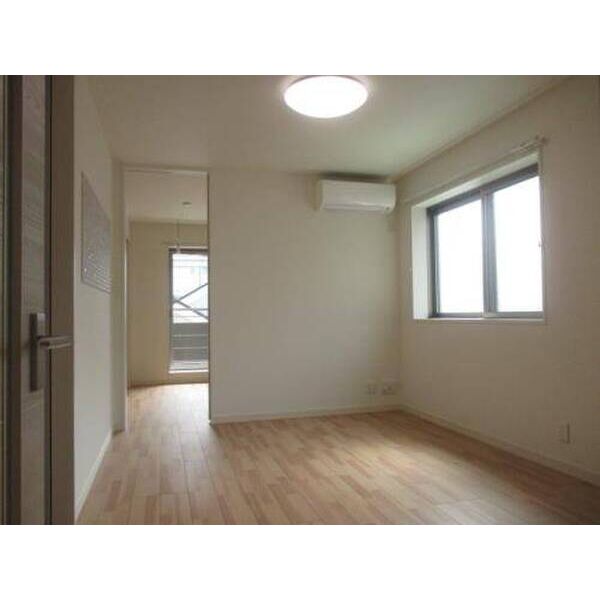 メゾン　サイム リビング