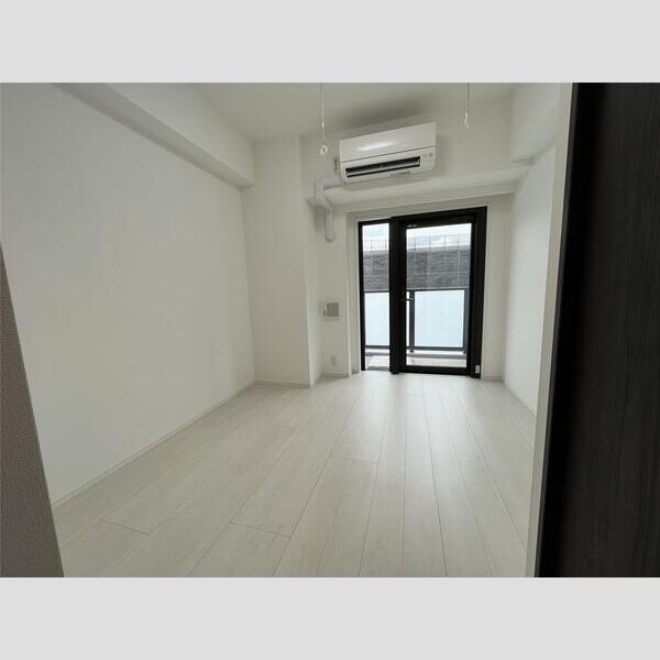 S-RESIDENCE横濱阪東橋304号室 玄関