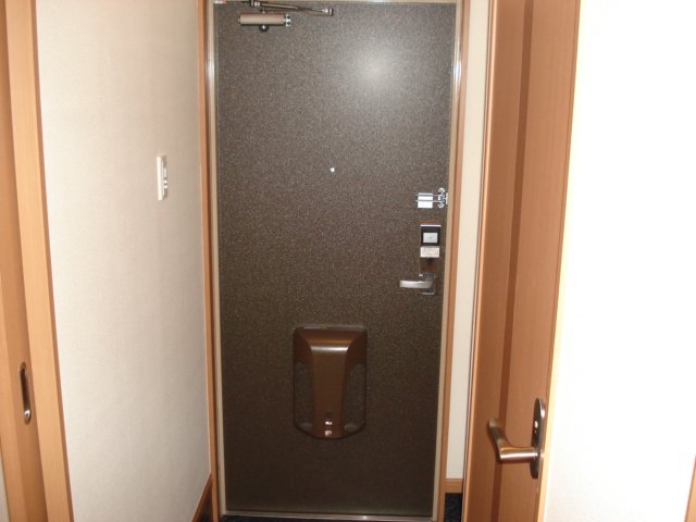 サンヴィラージュ 玄関