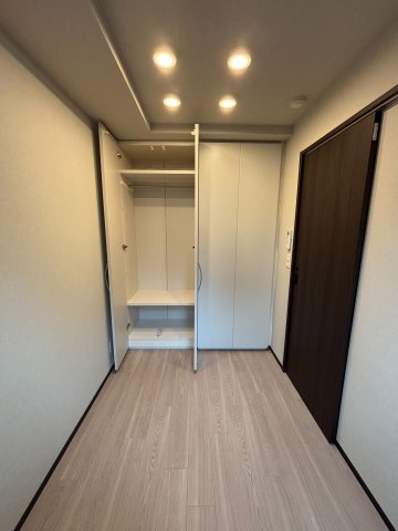 GRAN PASEO 鷺ノ宮103号室 玄関