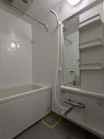 ガーデン板橋氷川町515号室 お風呂