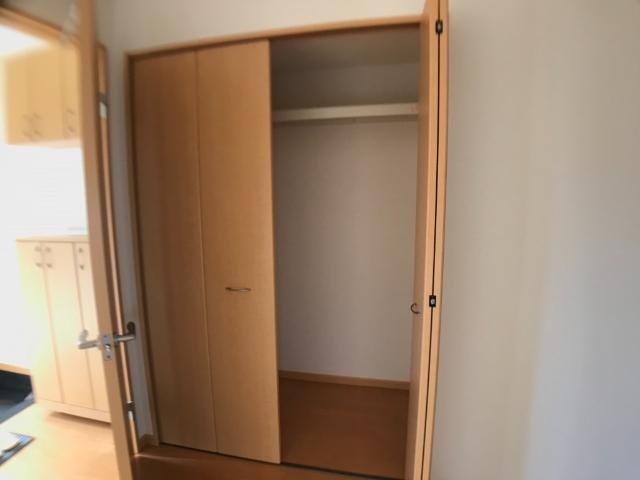 ヴァンベールＫ102号室 収納