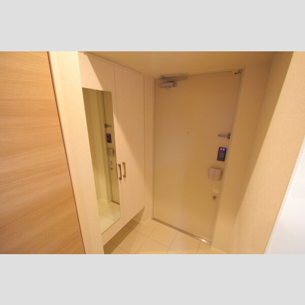 ホウエイコート秋葉原0203号室 玄関