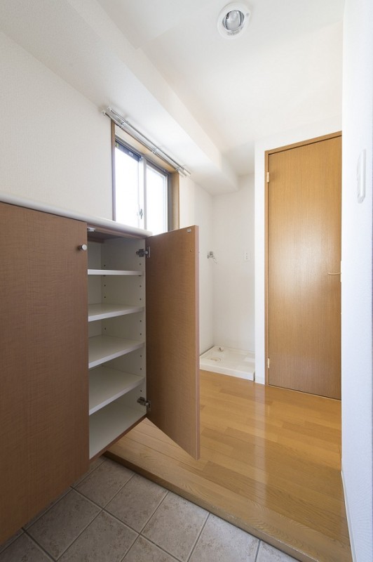 レジディア文京湯島Ⅱ 玄関
