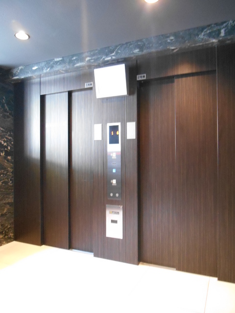 グランド・ガーラ横濱元町4階 防犯カメラ付き