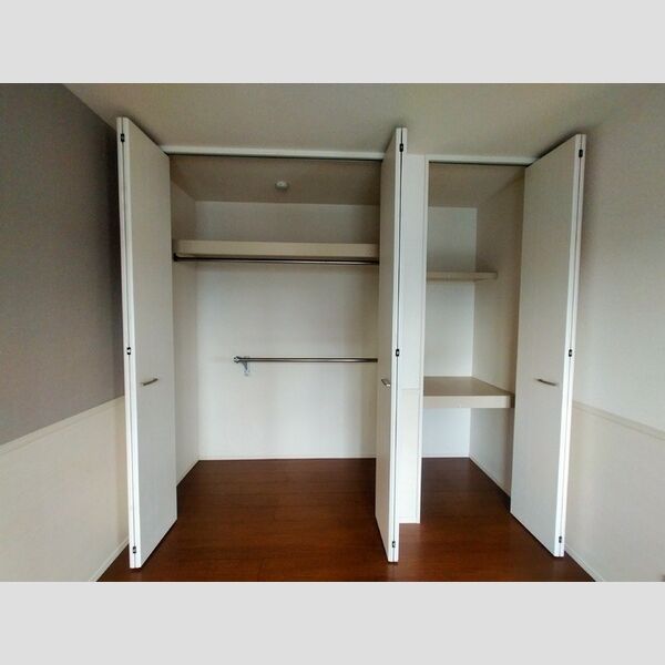 メゾンドール303号室 収納