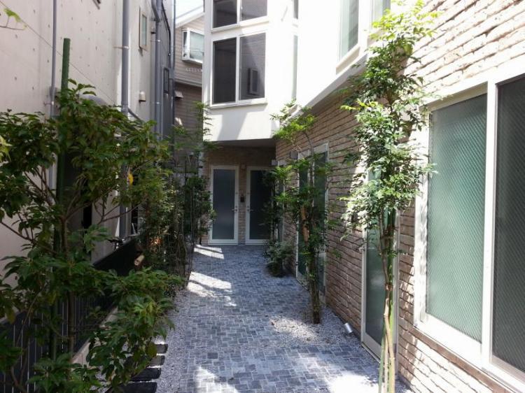 グランエッグス渋谷本町 エントランス