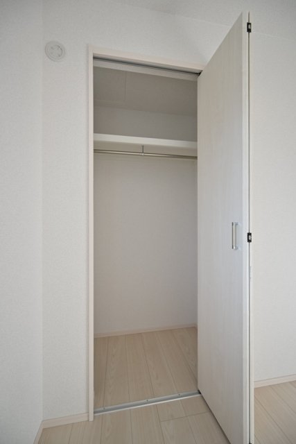 エルミ上落合4階 クローゼット（洋室1）