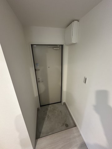 ベイルーム南林間104号室 玄関