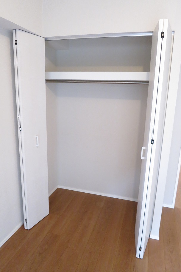 プラウドフラット東中野201号室 収納