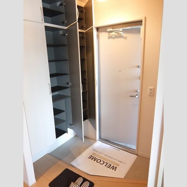 スカイハイム 玄関