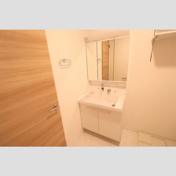 Dタウン南平野　E 洗髪洗面化粧台