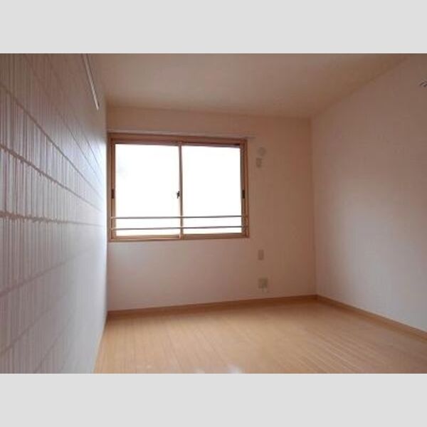 コゥジィーコート　Ⅰ201号室 ♪洋室6帖♪