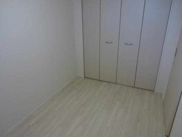 サン・ドゥーズ湘南 洋室