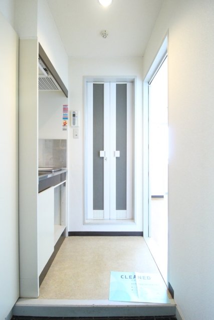 ハイツベルグ上池台6階 玄関